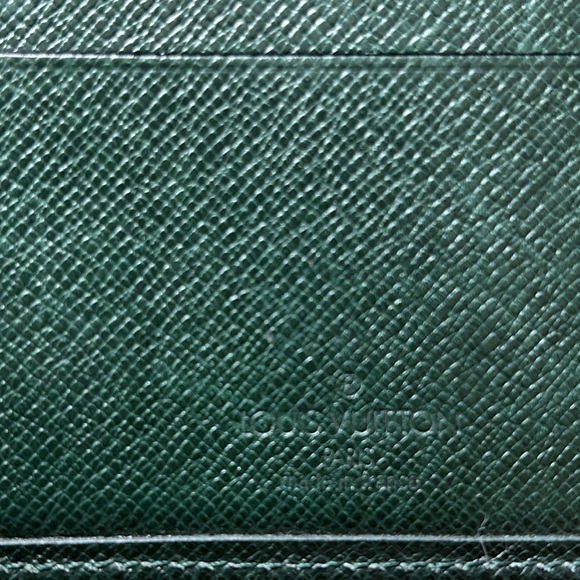 Louis Vuitton Taiga Porte Bllets 3 Cartes Leather Bifold Wallet - Picture 8 of 9